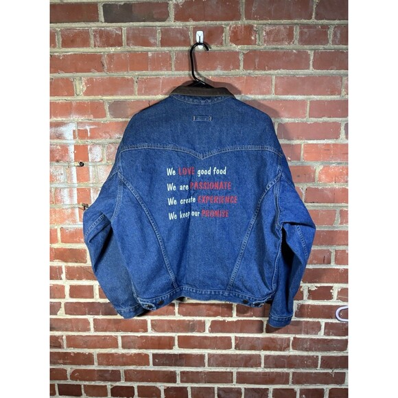 Vintage Max And Erma’s Embroidered Employee Denim Button Up Jacket Size Medium - Picture 6 of 8